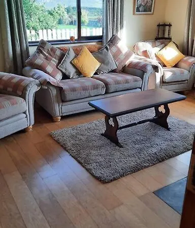 Beautiful Bungalow On The Wild Atlantic Way. Vakantiehuis *